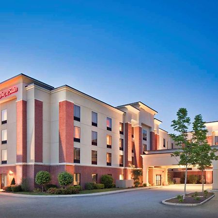 Hampton Inn & Suites Providence / Smithfield Exterior foto