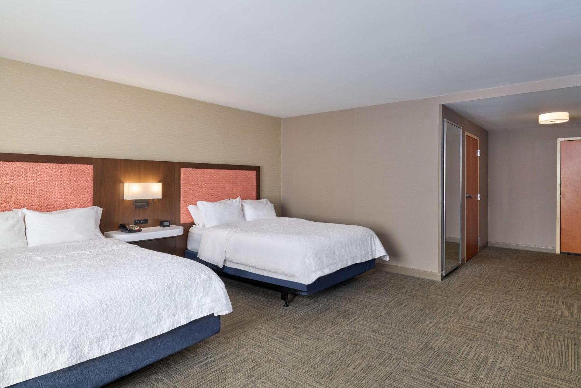 Hampton Inn & Suites Providence / Smithfield Exterior foto