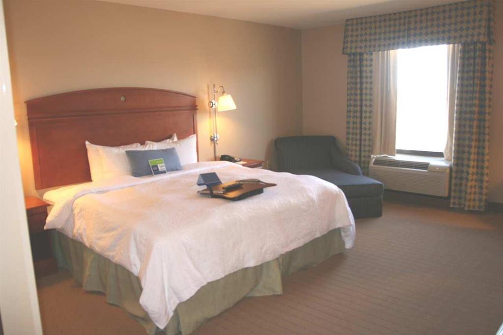 Hampton Inn & Suites Providence / Smithfield Habitación foto